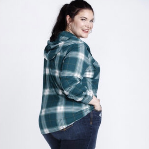 Ladies Plaid Long Sleeve With Hood - Picture 6 of 6